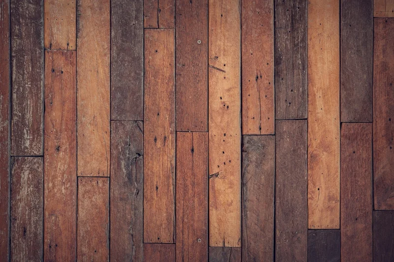 Étape 0 : Évaluer l'état réel de votre parquet en chêne