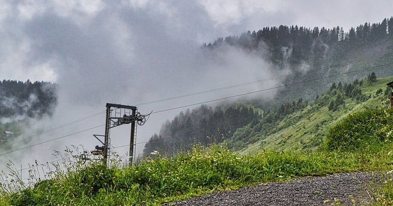 Monte-escalier Stannah prix : ce qu'il faut vraiment prévoir au budget