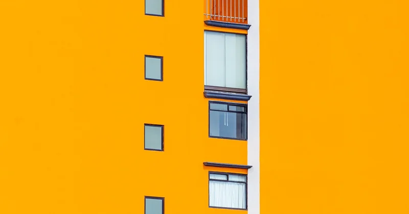 Les erreurs fréquentes qui ruinent une façade (et comment les éviter)